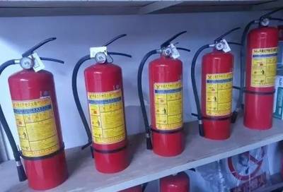 生命攸关不容儿戏！我盟集中销毁假冒伪劣消防器材大快人心